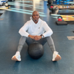 Penny Hardaway working out with a medicine ball